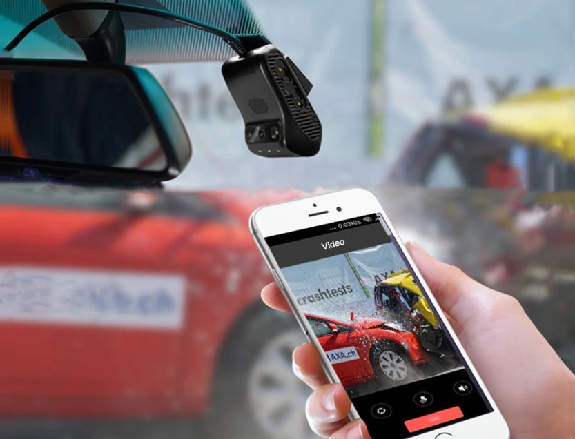 GPSホットスポットアプリを搭載した車のカメラ