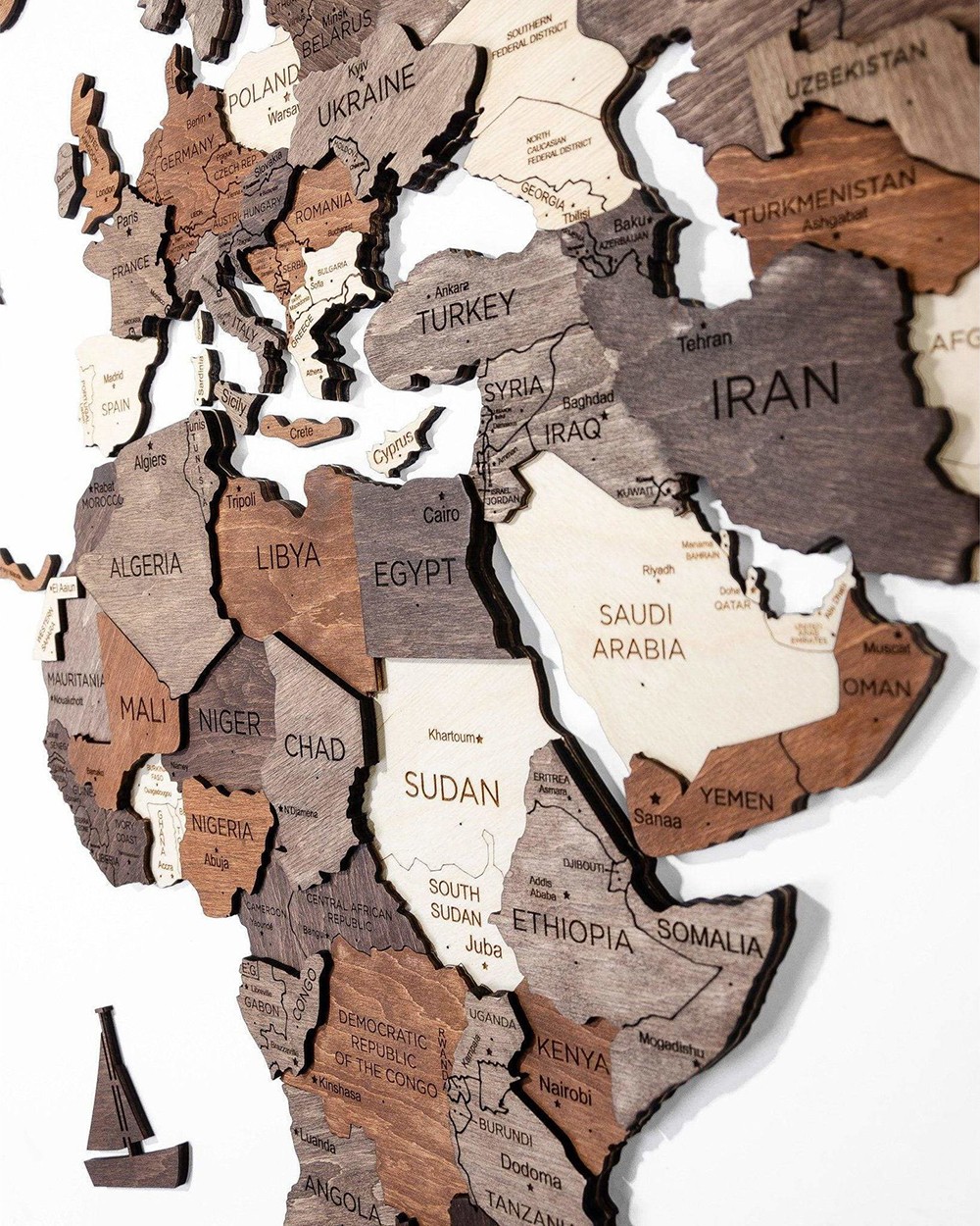 3D大陸の壁に木製の地図