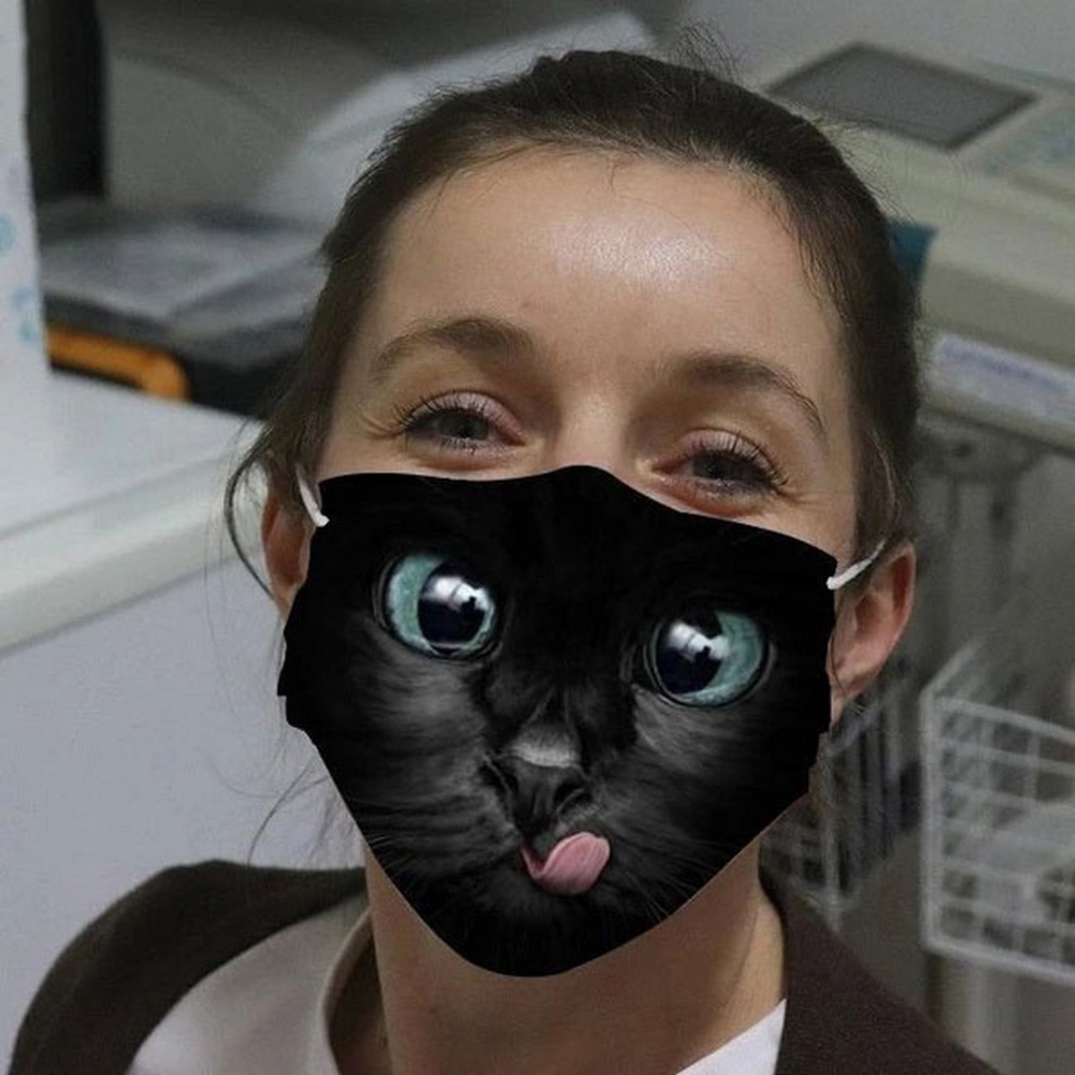 猫のフェイスマスクブラック