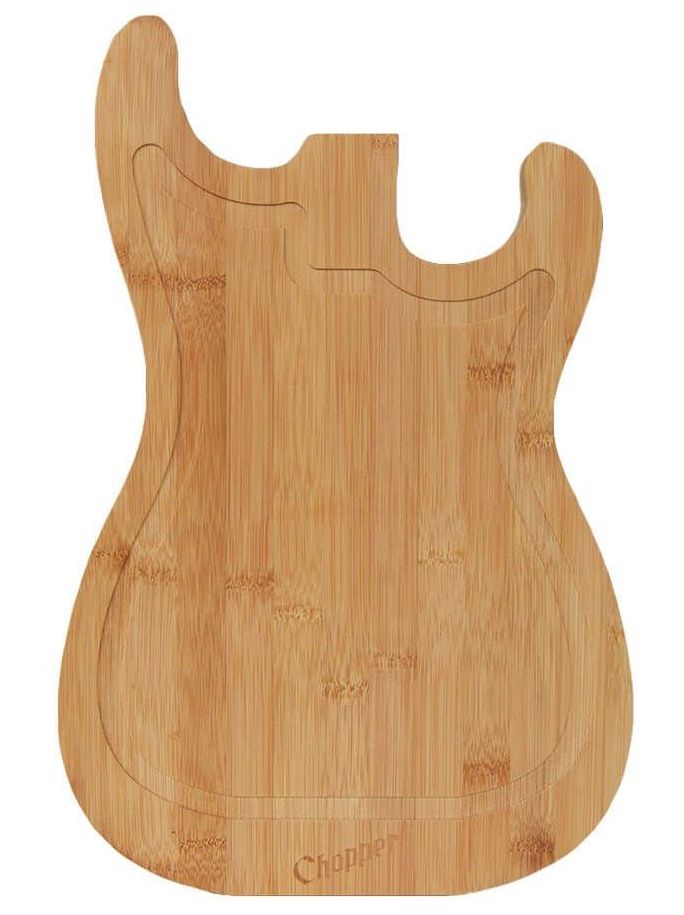 ギターの形をした木製のまな板