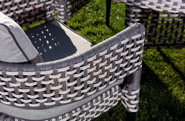 ガーデンテラスガゼボ用の編まれた籐の椅子