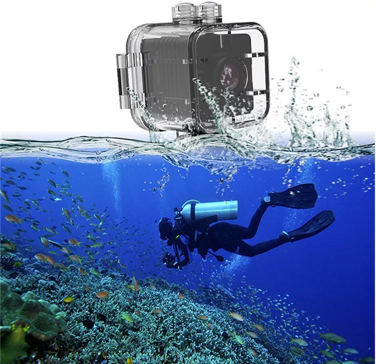 防水スポーツカメラ