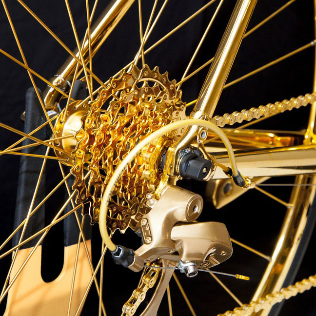 ゴールドコンストルクシア自転車